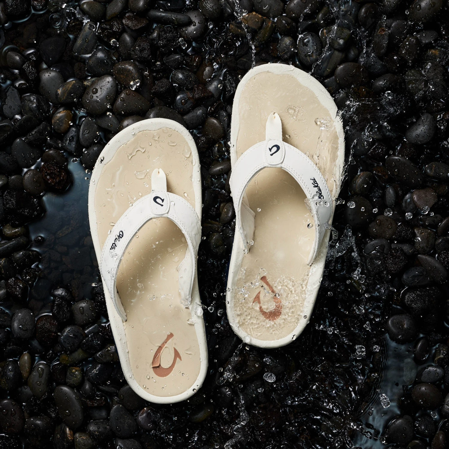 OluKai 'Ohana – White Sand / Deepest Depths - Image 3