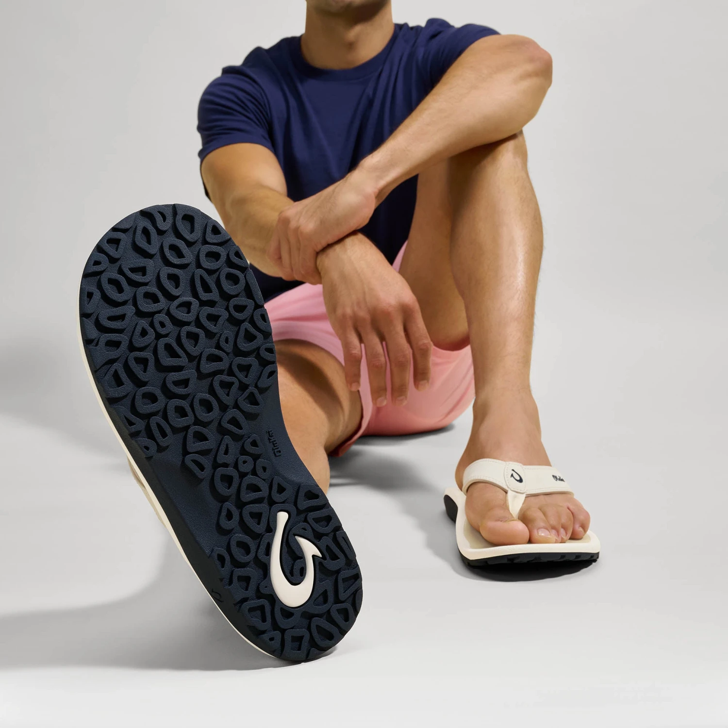 OluKai 'Ohana – White Sand / Deepest Depths - Image 6
