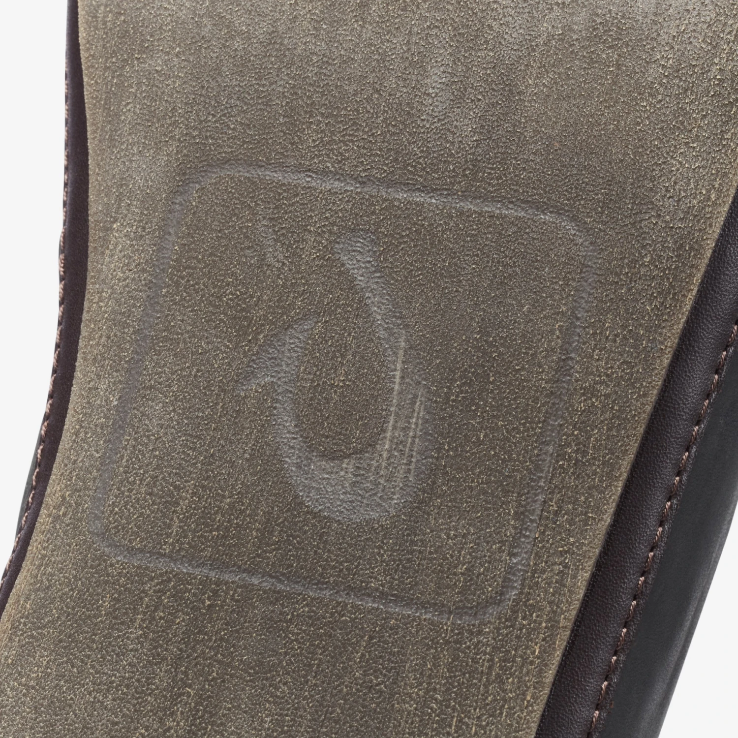 OluKai Moloā Slipper-Black / Dk Java - Image 6
