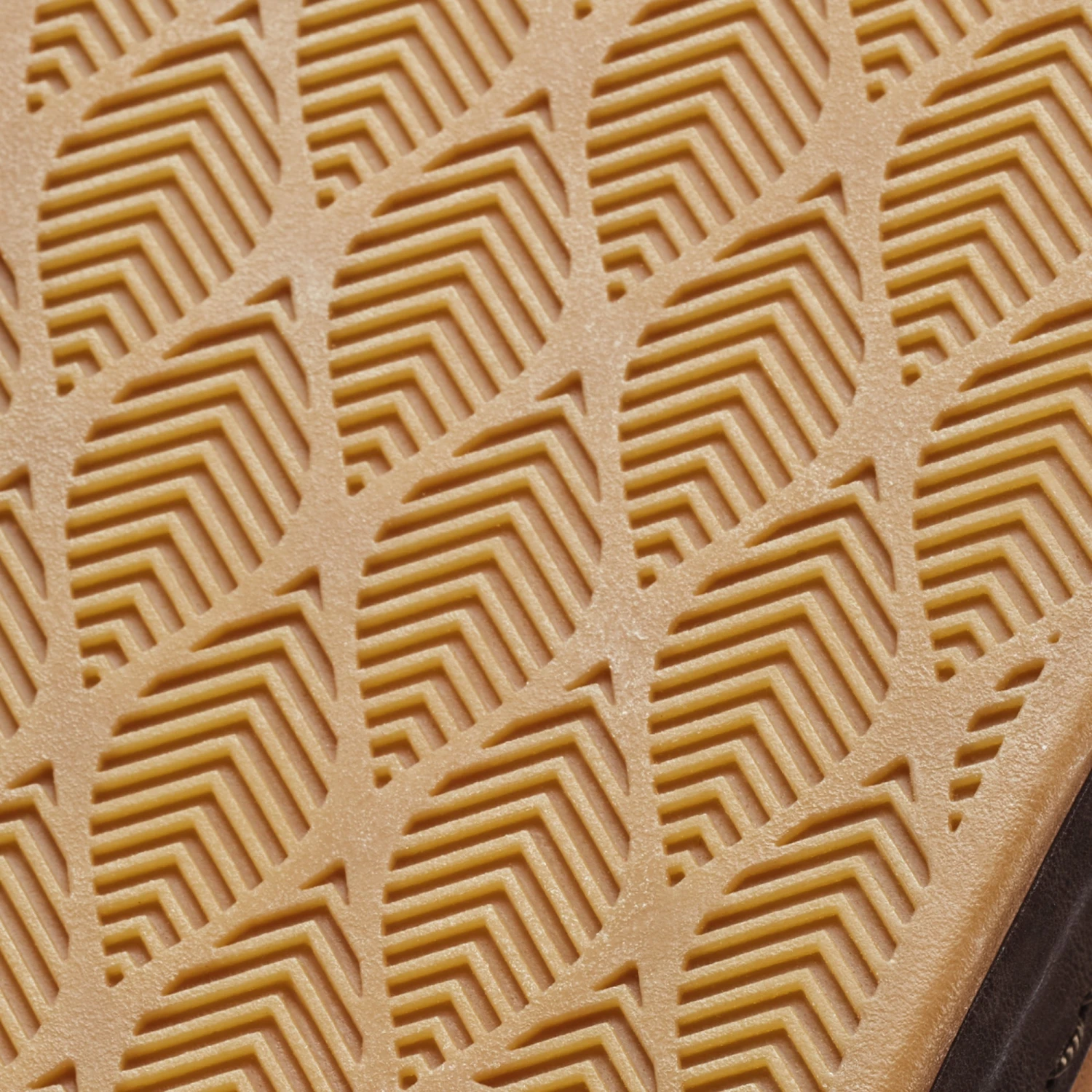 OluKai Kuʻu-Toffee / Dark Java - Image 8