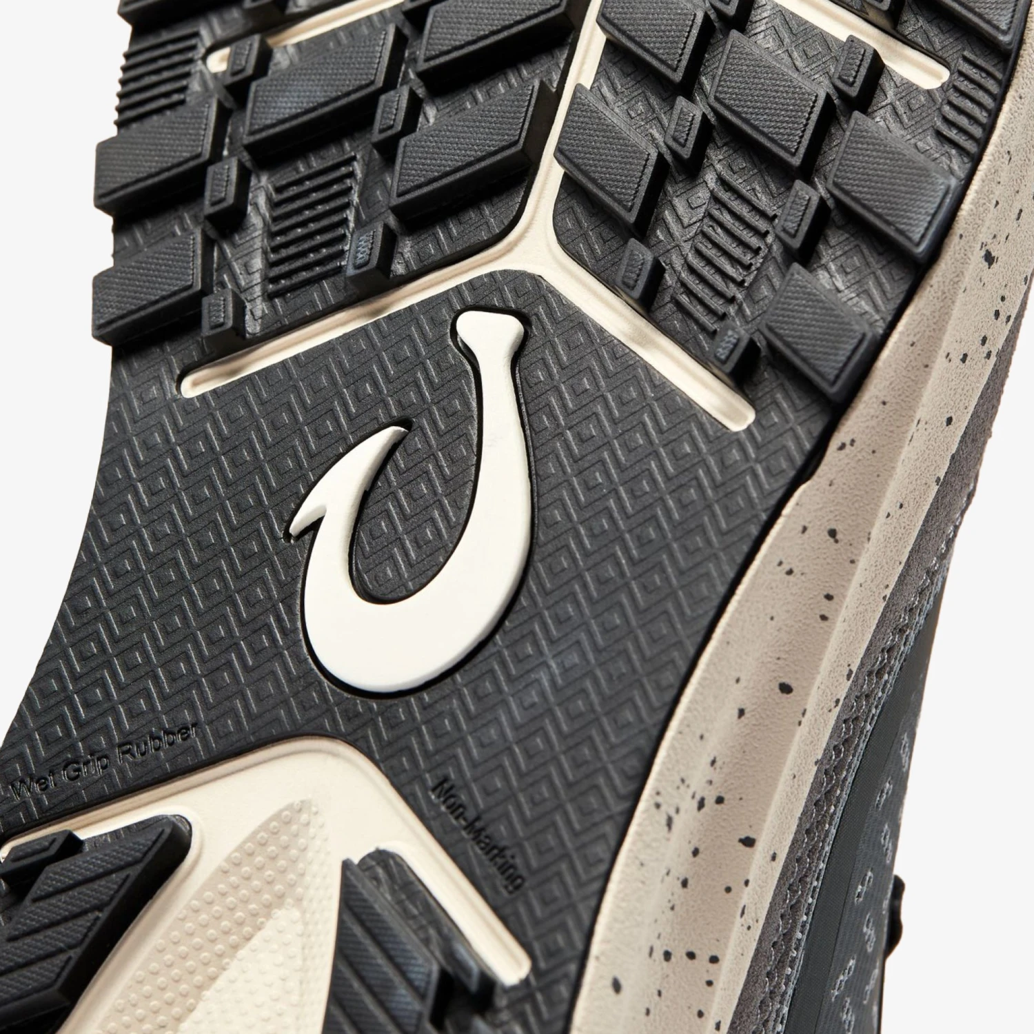 OluKai Makiki-Cloud Grey / Poi - Image 7