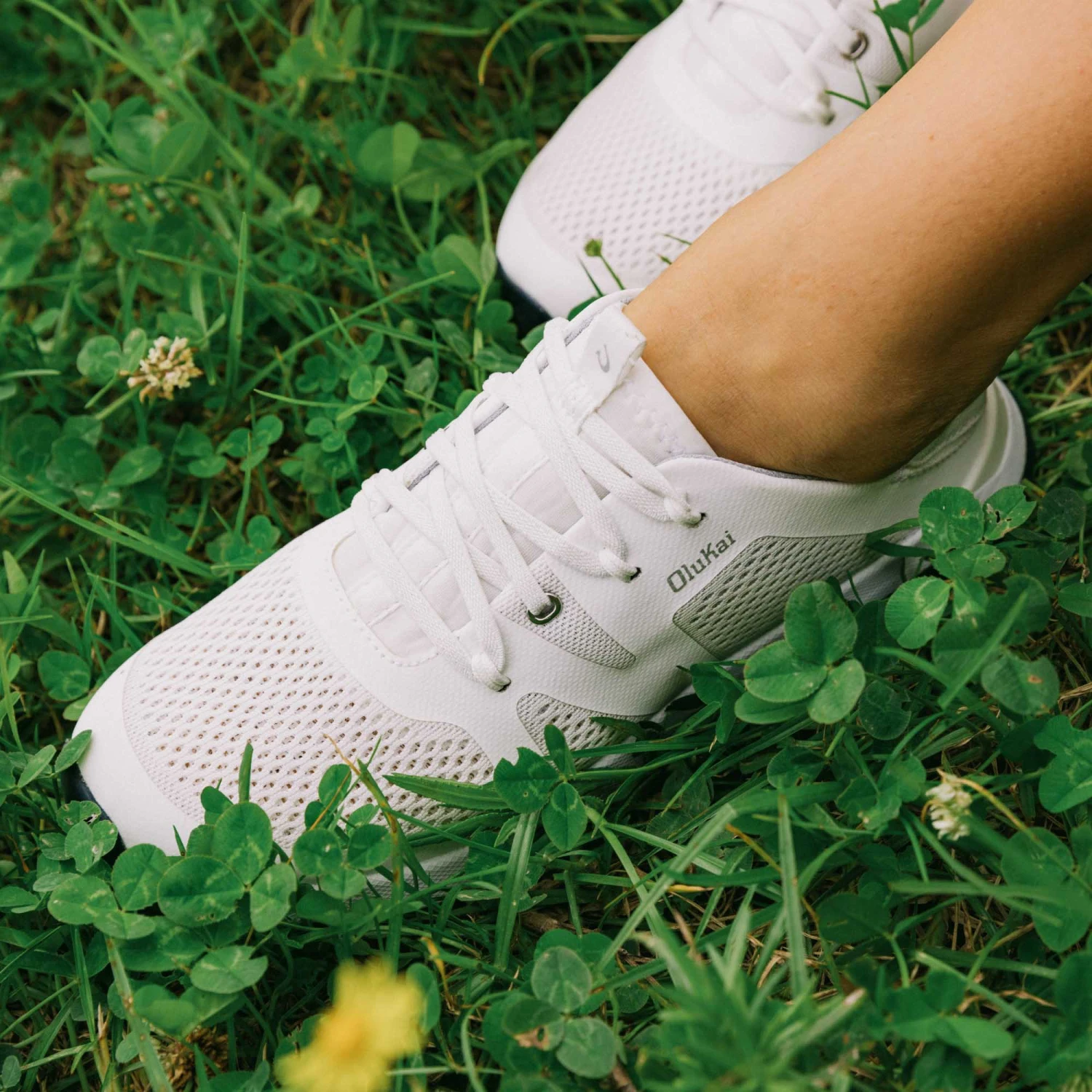 OluKai Huia – White - Image 5