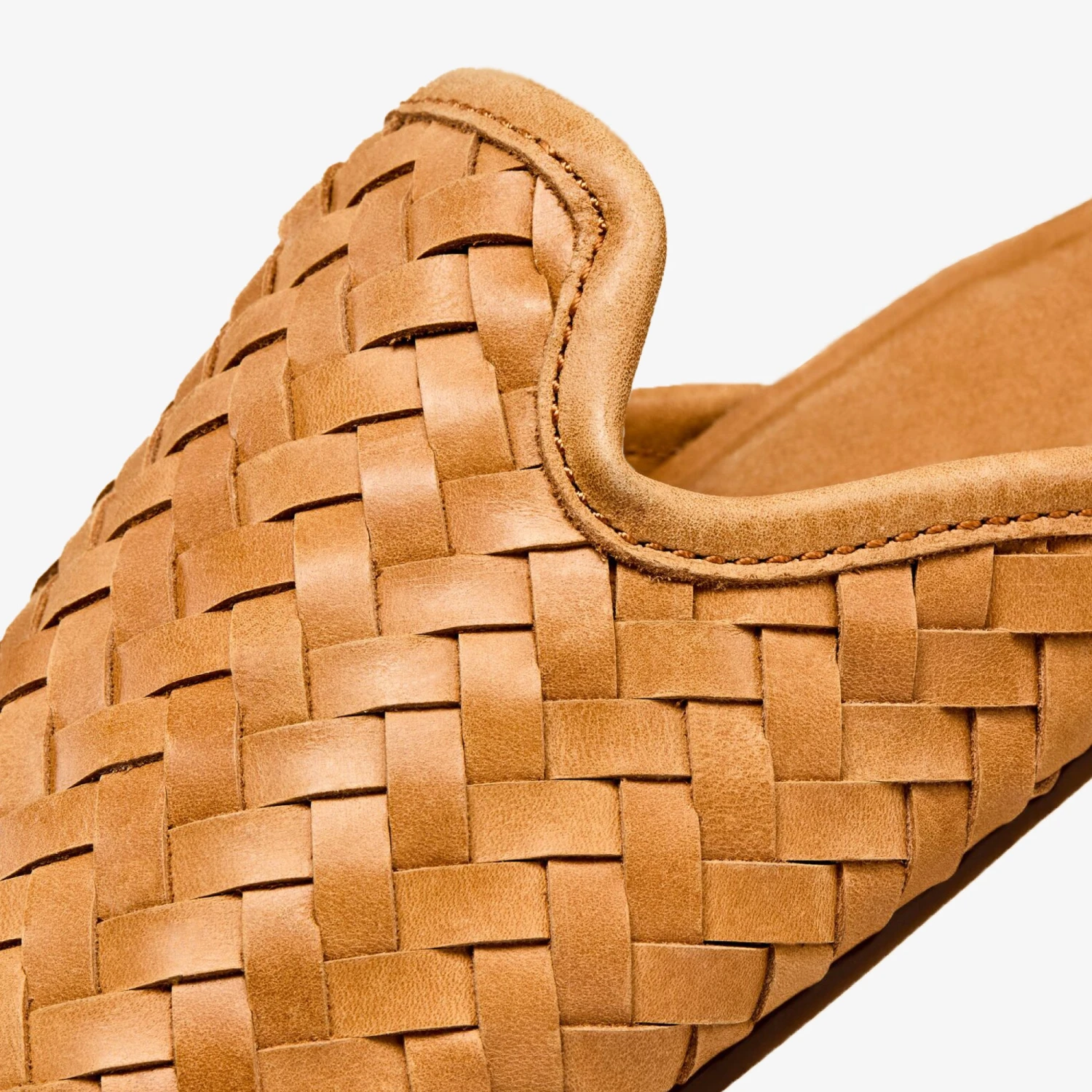 OluKai Mi'i-Kukui Brown / Kukui Brown - Image 3