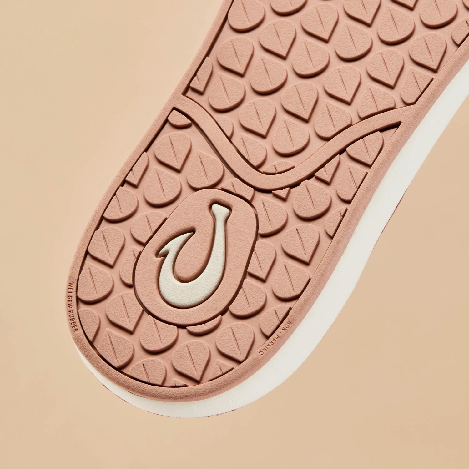 OluKai Southshore – Soft Pink - Image 9