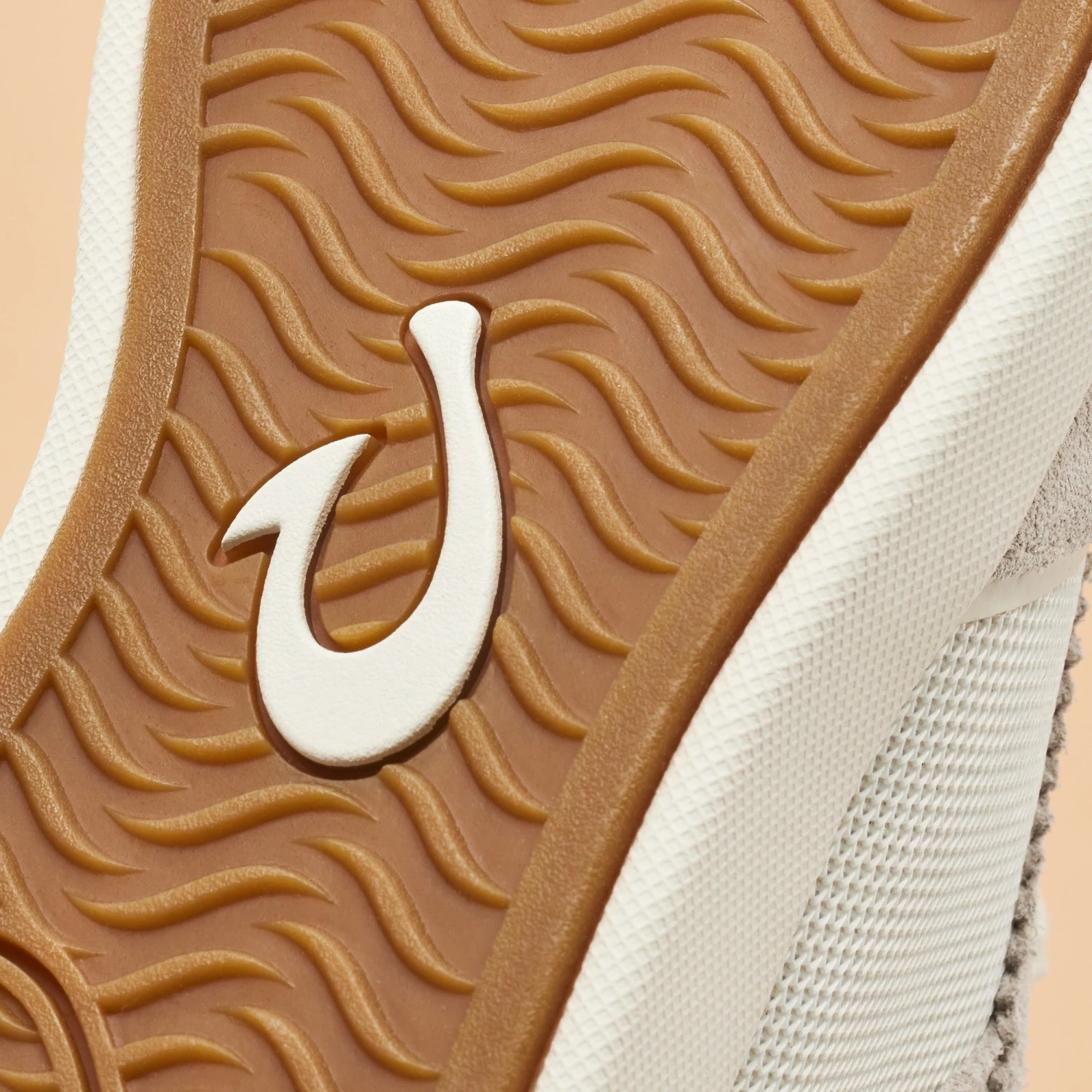 OluKai Kaulele Mesh – Tapa / White Sand - Image 9