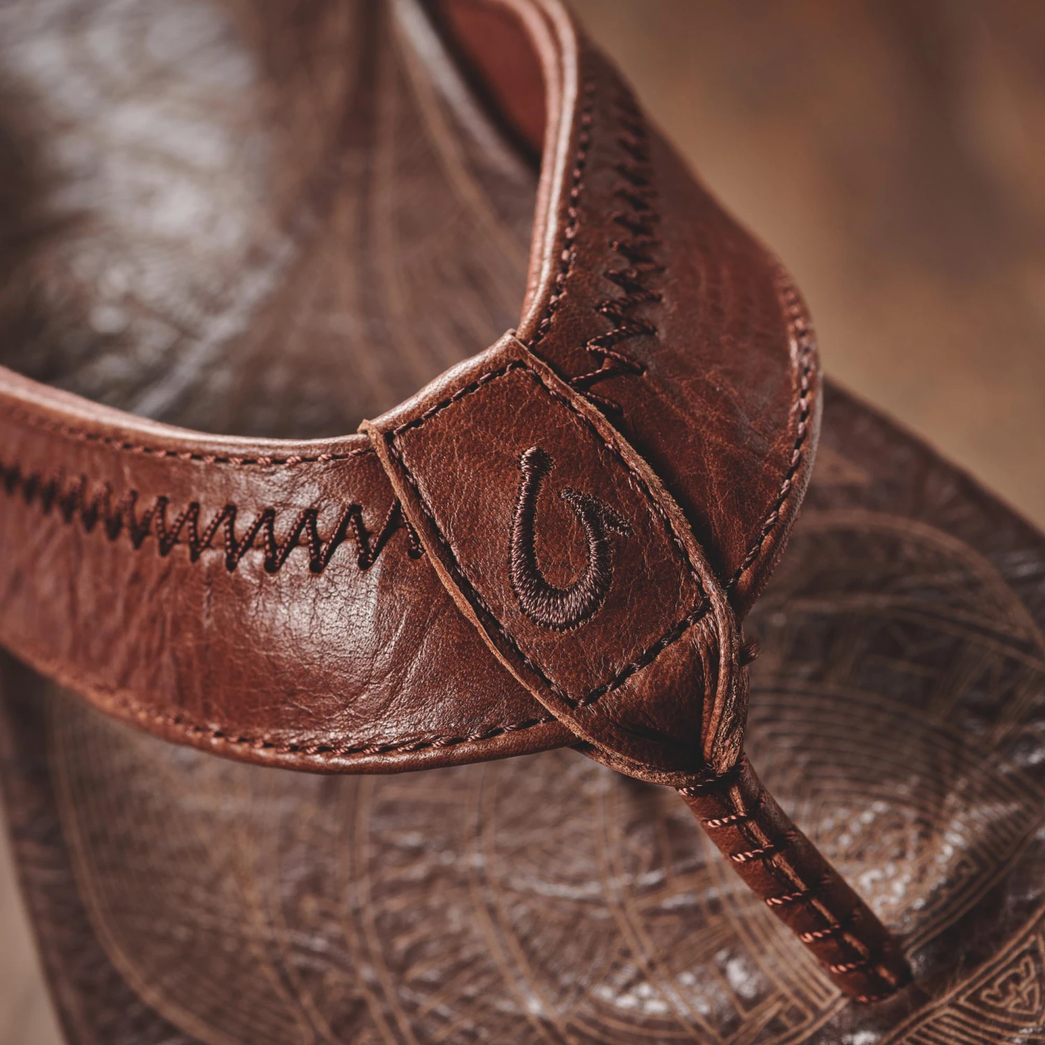 OluKai Hiapo – Rum / Dark Wood - Image 3