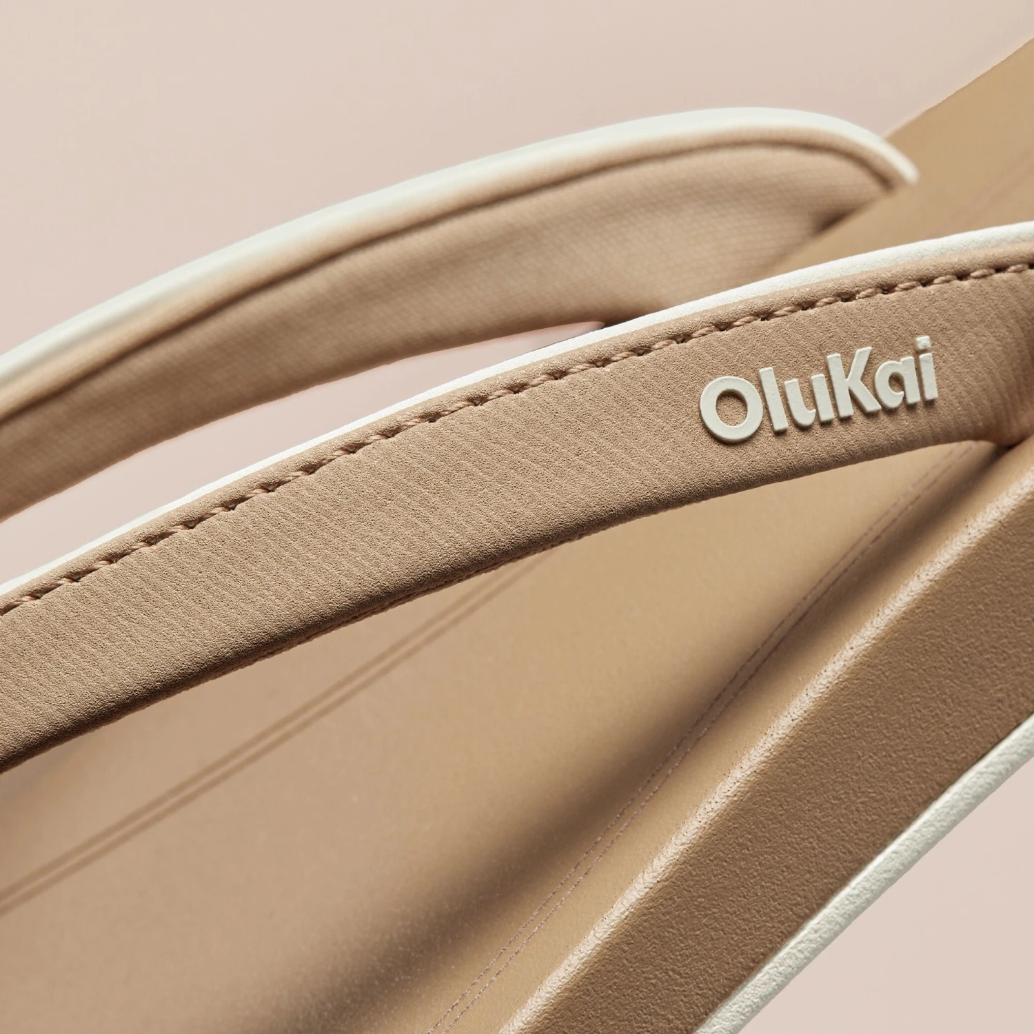 OluKai 'Uiki – Warm Sand - Image 5