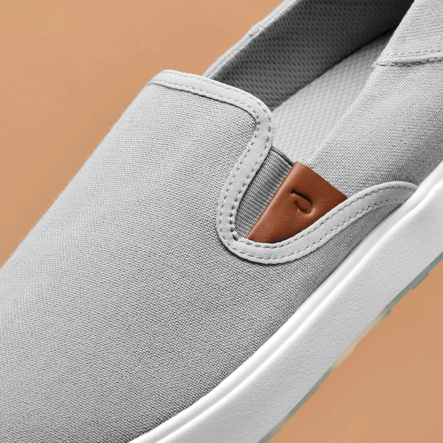 OluKai Wai'alae Slip On – Ash - Image 2